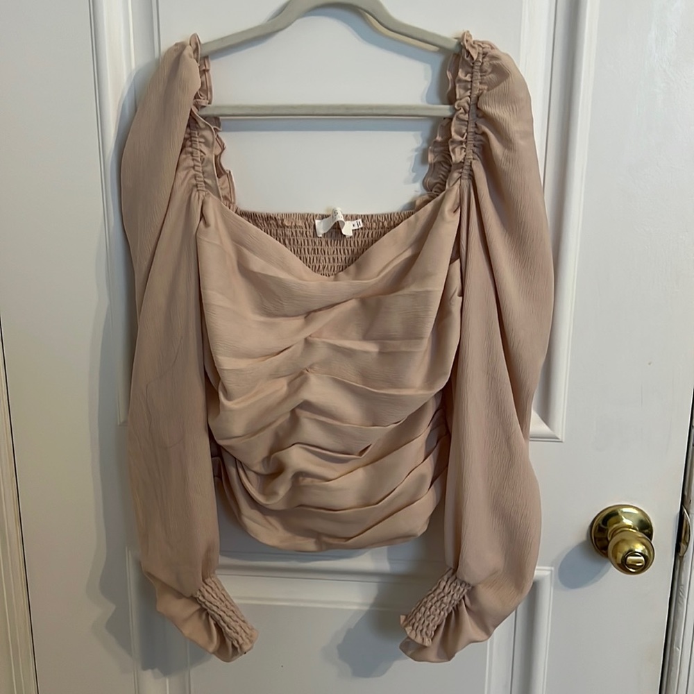 ASTR the label PUFF SLEEVE SQUARE NECK TOP